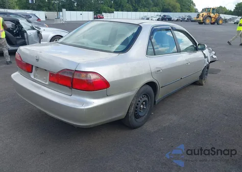1998 Honda Accord Lx from USA, damaged, VIN 1HGCG5640WA194095